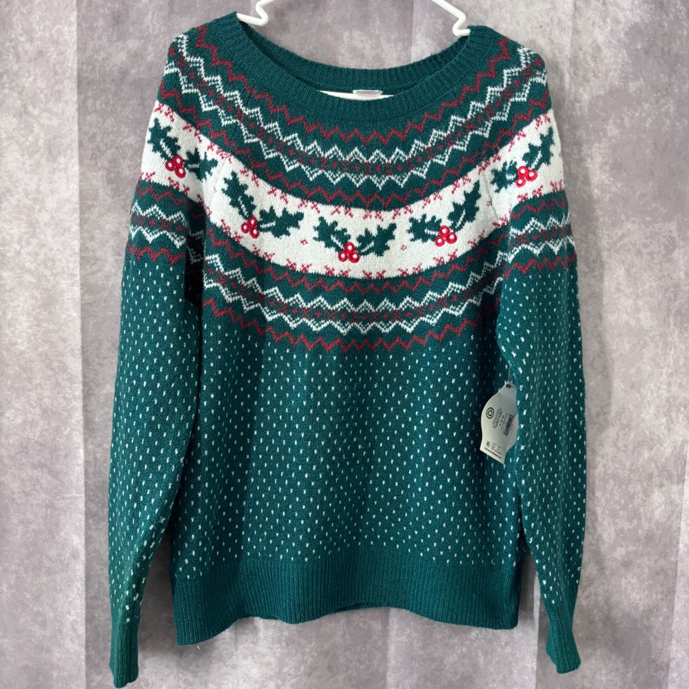 NWT Holiday Time Fair Isle Holly Sweater Womens Size M Green Festive